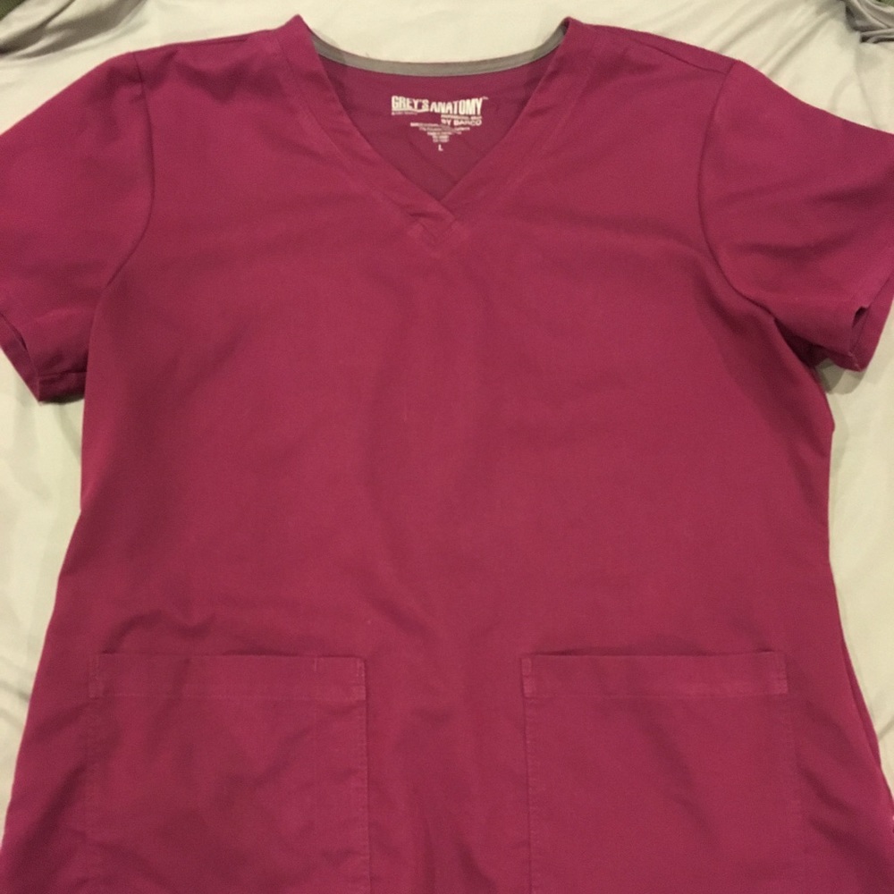Scrub set
